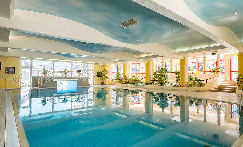 Hotel Pulverer_Im Winter ins Hallenbad